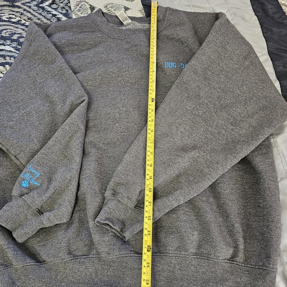 Gildan Heavy Blend Dog Dad Embroidered Gray Fleece Sweatshirt XL - Picture 6 of 15
